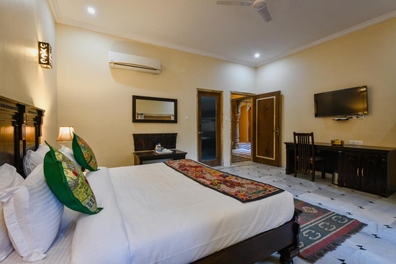 Hotel Dev Garh Dzsaiszalmer Kültér fotó